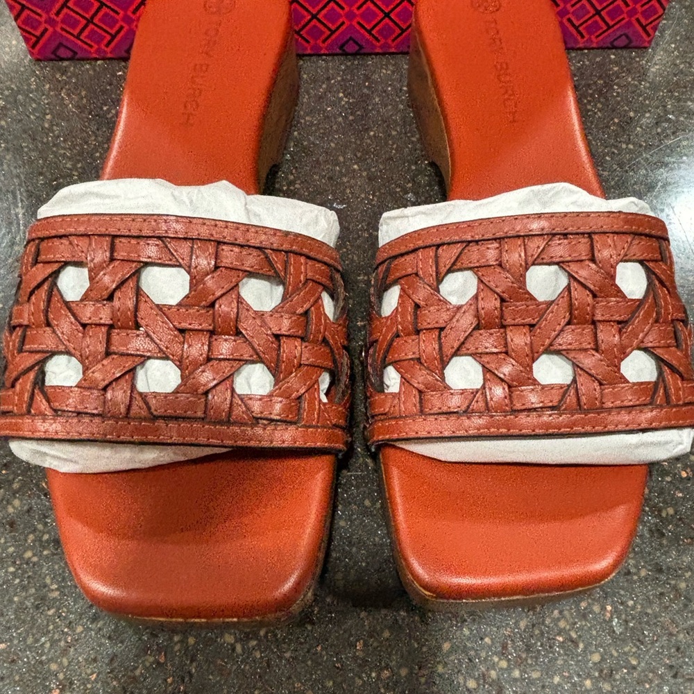 Tory Burch Brick Red Basketweave Clog Size 8